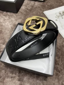 配全套包装礼盒 古驰：原单头层牛皮压G面，内衬头层小牛皮底.搭配原单扣.原单皮料定制，专柜宽度3.8