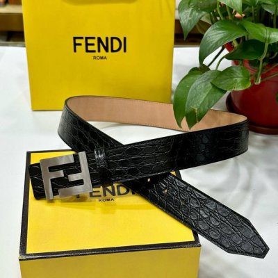 特 Fendl 芬迪宽40Mm双面原版小牛皮 搭配单钌钯电镀扣 完美的手感.油边 出众的设计.风格 高贵奢华 时尚大方 高清实拍 货真价实 品质保证 双面用