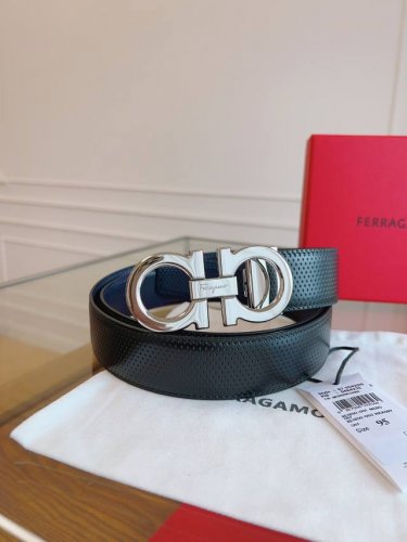 特 Ferragamo.菲拉格慕 新款全套包装 宽度3.5Cm 高级定制款男士皮带 双面进口牛皮 可双面使用 自行选择搭配 真材实料 很有质感 时尚经典不失风范