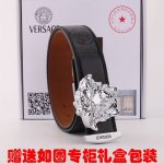 皮带：范思哲.Ver 原单 腰带：百分百头层牛皮，保证真皮。24K纯钢扣双面可用专柜同等质量， 送人自用首选包装： 请认准如图专柜包装，赠送打孔器，银联发票，宽