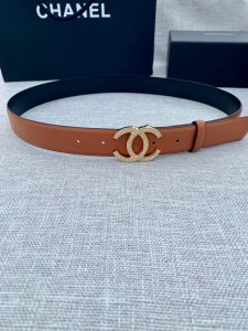 宽度3.0Cm Chanel 香奈儿 原版碰纹牛皮金 银 色镶钻钢扣。