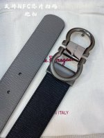 Ferragamo.菲拉格慕 全套包装 宽度3.5Cm 高级定制款男士皮带 双面进口牛皮 可双面使用 自行选择搭配 真材实料 很有质感 时尚经典不失风范 搭配精