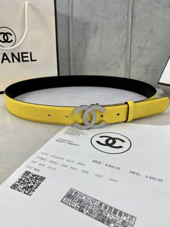宽度3.0Cm Chanel 香奈儿 经典款平纹 两面牛皮搭配 金 银 色镶钻钢扣。 - 点击图像关闭