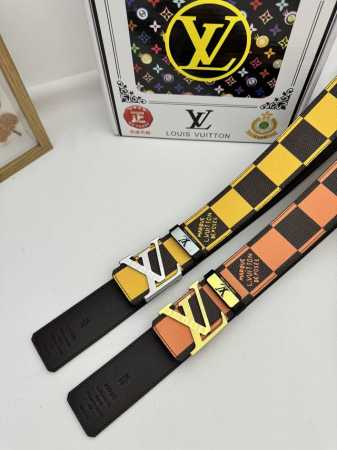 品名：LV..路易..威登原单 材质：原单牛皮腰带 百分百头层牛皮腰带保证真皮，24K纯钢扣，专柜原单品质、做工精细，时尚大牌，送人自用首选 包装： 请认准如图 - 点击图像关闭