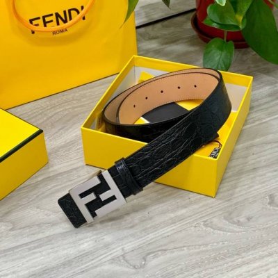 特 Fendl 芬迪 宽40Mm双面原版小牛皮 搭配单钌钯电镀扣 完美的手感.油边 出众的设计.风格 高贵奢华 时尚大方 高清实拍 货真价实 品质保证 双面用
