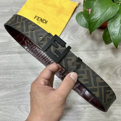 p190 Fendi（芬迪）专柜同款 宽4.0Cm 双环正反用腰带 Ff按钉搭扣 咖啡色Cuoio Romano皮革材质 反面面料带有烟草黄和黑色Ff图案 四方