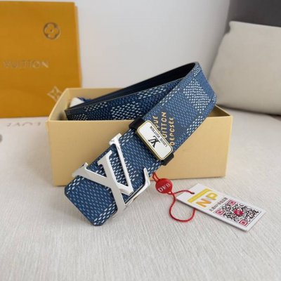 品名： LV..路易..威登腰带皮带原单 型号：挂扣，经典纯钢材质面字母挂扣，头层牛皮，图片实物拍摄 材料：头层牛皮，挂扣系列，纯钢材质扣头，钯镀电镀工艺永不掉