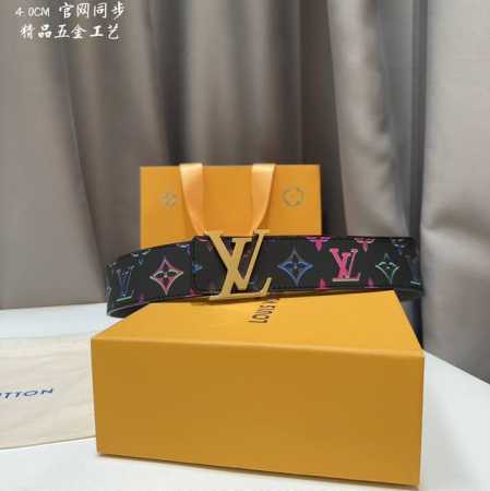 官网同步 Lv路易男士 宽度4.0 Cm 简单大方 精品五金 双面进口皮 佩戴效果非常不错 送礼自用最佳推荐 - 点击图像关闭