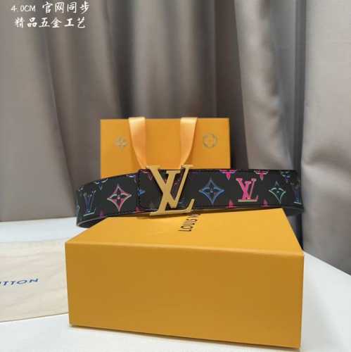 官网同步 Lv路易男士 宽度4.0 Cm 简单大方 精品五金 双面进口皮 佩戴效果非常不错 送礼自用最佳推荐