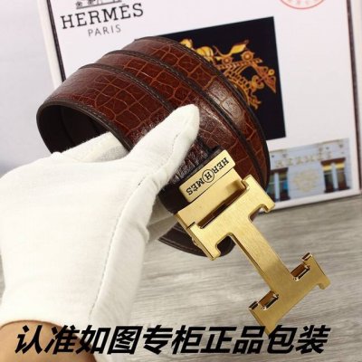 品牌：爱马仕.HERMES自动扣 型号：原单！认准如图专柜正品包装 等级：意大利进口头层牛皮，自动扣，HERMES.爱马仕，世界著名奢侈品品牌，国外专柜有同款时