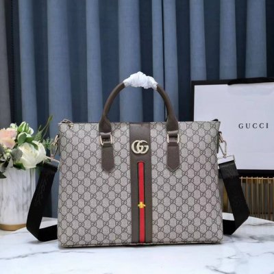 独家原版醉新款 Gucci古奇 海外传统独特单拉链单肩男包原版购入打版 做工精细 原版牛皮+原版五金男神必备秘 特别有面子 成功男士需要更高档的男包高端大气 出