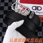 男士腰带：菲拉格木 原单 男士皮带：百分百头层牛皮，保证真皮。24K纯钢扣双面可用专柜同等质量， 送人自用首选 包装： 请认准如图专柜包装，赠送打孔器，银联发票