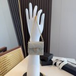 香奈儿Chanel经典C3耳机包通用款官网1:1耳机包 时尚迷你包包，配链条，蓝牙耳机包，包包挂件！尺寸：7.3X6.5X3Cm