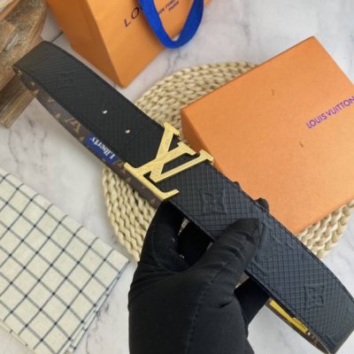 Lv 男士腰带38Mm 双面进口皮可双面使用 专柜走线 搭配新款扣