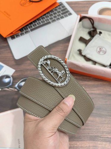 特 Hermes 爱马仕皮带 ，3.8Cm宽度，