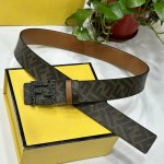 Fendi 芬迪 专柜同款 宽4.0Cm 双环正反用腰带 Ff按钉搭扣 土黄Cuoio Romano皮革材质 反面面料带有烟草黄和黑色Ff图案 四方金属饰面 时