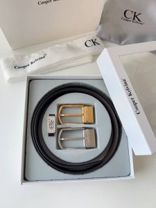 皮带：C K顶级复刻.单扣 双扣 腰带：Ck潮牌.专柜正品.Cooperkelvina原单大牌品质百分百进口原厂头层牛皮，内穿暗扣尾巴.保证真皮-Ck字母Log