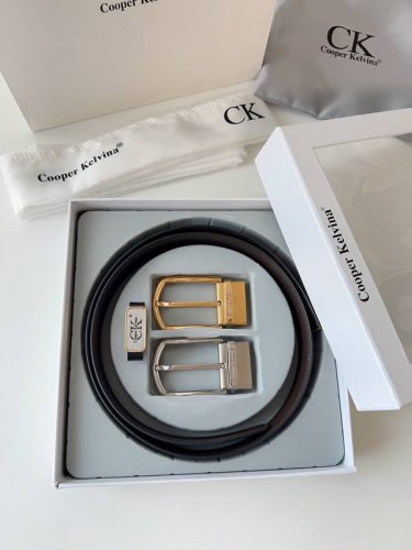 皮带：C K顶级复刻.单扣 双扣 腰带：Ck潮牌.专柜正品.Cooperkelvina原单大牌品质百分百进口原厂头层牛皮，内穿暗扣尾巴.保证真皮-Ck字母Log