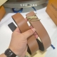 特 寬度：40Mm Lv Ide Truck L Oeii雙面腰帶 驢家 海外原單代特供 面為進口小牛皮荔枝紋襯托原廠配色柔軟小牛皮底 搭配最新鋼五金搭扣 手感