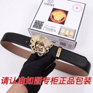 品名：范思哲.Ver Sace原单 DDD 型号：认准如图专柜包装，送打孔器 DDD 材料：双面可用，百分百头层牛皮，保证真皮。美人头，24K钢扣荔枝纹纹路专柜