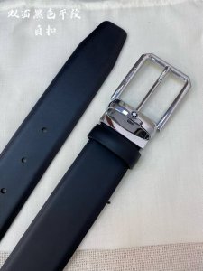 特 Montblanc万宝龙 宽3.5Cm 采用头层牛皮 精品针式扣头 自由裁剪商务休闲皮带
