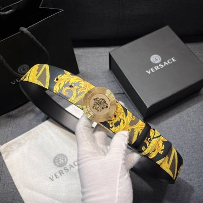 范思哲 宽4.0Cm 双面腰带，旋转扣，双面可用 新款男士皮革腰带，饰有立体La Medusa双面搭扣。皮带一面为光滑质地，另一面饰有棋盘格图案和Barocco
