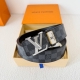 品名： Lv..路易..威登腰带皮带原单 型号：挂扣，经典纯钢材质挂扣，头层牛皮，图片实物拍摄 材料：头层牛皮，挂扣系列，纯钢材质扣头，钯镀电镀工艺永不掉色。原