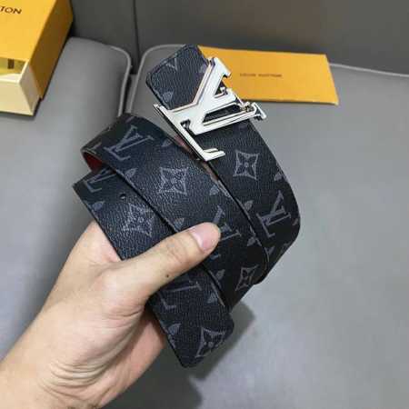 L0Uis Vuitt0N 專櫃最新升級版本 寬度40毫米 精湛工藝定制帆布面料襯托進口小牛皮彩色底 搭配精鋼字母搭扣 雙面用 經典百搭款！ - 点击图像关闭