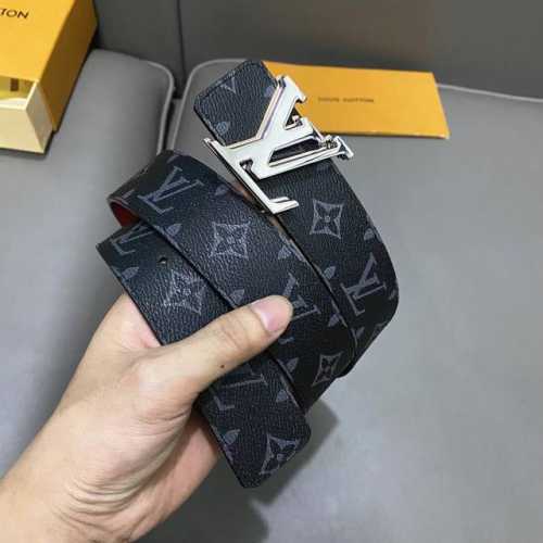 L0Uis Vuitt0N 專櫃最新升級版本 寬度40毫米 精湛工藝定制帆布面料襯托進口小牛皮彩色底 搭配精鋼字母搭扣 雙面用 經典百搭款！