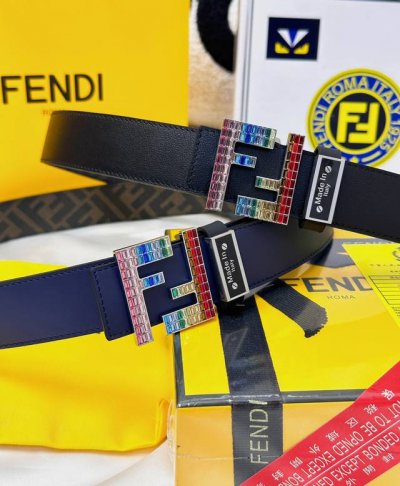 皮带：Fendi.芬迪..顶级原单复刻. 腰带：百分百头层牛皮，保证真皮。双层Ff水晶镶嵌彩色钻石24K纯钢扣材质，永不掉色进口小牛皮正反双面使用商场专柜同等质