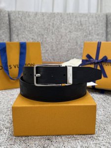 Louis Vuitton Lv腰带 格纹系列 原厂五金 精致手工绘边 柔软舒适 宽3.5