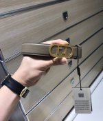 配送专柜包装 打孔针 特批 宽30Mm，原单进口双面头层牛皮，搭配原单钌钯电镀F扣，支持Nfc手感.油边近乎完美，原产皮料定制，质感无可挑剔，出众的细节，高清实