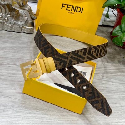 特 Fendl 芬迪 专柜同款 宽3.8Cm 原版定制布料 单环皮带金属孔眼F扣 对角提花Ff图案布料材质 黄皮革内衬 镀钯金属配件 时尚潮流 经典系列