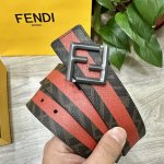 图片包装＋10 Fendi 芬迪 专柜同款 宽4.0Cm 双环正反用腰带 F按钉搭扣 黑色Cuoio Romano皮革材质 反面面料带有烟草黄和黑色Ff图案 黑