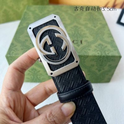 特 品牌： 古奇 新款进口小牛皮，手感细腻柔软。搭配纯钢自动精品钢扣，宽度：3.5Cm