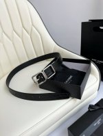 代购级 2024 开春秀款saint Laurent 圣罗兰女士腰带皮带 原厂真金电渡扣头，意大利原厂皮，宽3.0Cm，代购级。