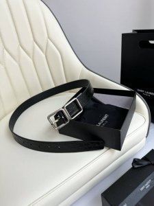 代购级 2024 开春秀款saint Laurent 圣罗兰女士腰带皮带 原厂真金电渡扣头，意大利原厂皮，宽3.0Cm，代购级。