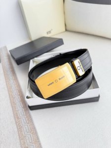 品名：万宝龙.Montblanc原单 腰带 自动皮带 型号：自动带，原版新款纯钢材质自动扣，双面头层牛皮实物拍摄， 材料：百分百头层牛皮，保证真皮。专柜同等质量