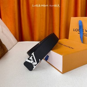 驴牌～顶级品质，经典黑咖双面荔枝纹，搭配精品钢扣，高端奢华，宽度4.0Cm 顶级 原单带150