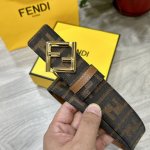 Fendl 芬迪 专柜同款 宽3.8Cm 原版定制布料 Ff图案布料材质 黑色皮革内衬 单钉镀钯金属配件 时尚潮流 经典系列