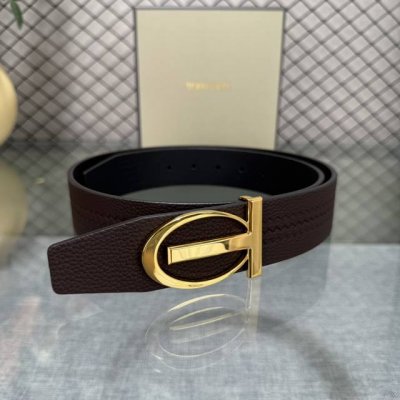 汤姆福特最新网红爆款双面头层牛皮专柜同步3.8宽新款上市了，原版牛皮，搭配铜扣，优雅，大方用的方便。谢谢你转载。