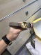 配送专柜包装 打孔针 特 宽20 Mm，原单进口双面头层牛皮，搭配原单钌钯电镀F钻扣，手感.油边近乎完美，原产掌纹皮料定制，双面可用，质感无可挑剔，出众的细节，