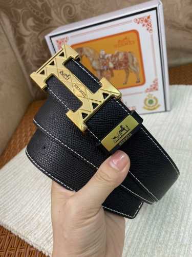 品名：爱马仕.HermèS C原单 材质：原单牛皮腰带 百分百头层牛皮腰带保证真皮，24K纯钢扣，专柜原单品质、做工精细，时尚大牌，送人自用首选 包装： 请认准