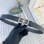 范思哲 特种皮腰带自动带系列 ，原厂五金精品不锈钢扣，手感柔软舒适 宽3.5Cm。