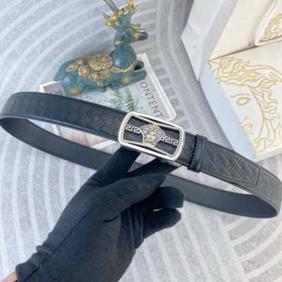 范思哲 特种皮腰带自动带系列 ，原厂五金精品不锈钢扣，手感柔软舒适 宽3.5Cm。