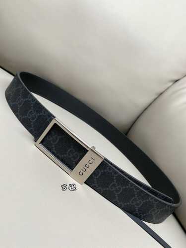 -Gucci 3.5Cm饰长方形搭扣双面腰带Gucci 品牌倾情呈献多款双面长方形搭扣男士腰带，一面以标志性图案彰显品牌内涵，另一面以中性色调皮革尽展商务风范。