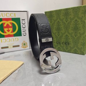 品名：古奇.Gu...Ci 原单 材质：原单牛皮腰带 专柜原单品质、做工精细，时尚大牌，送人自用首选 包装： 请认准如图专柜包装赠送打孔器手提袋专柜礼盒宽度3.