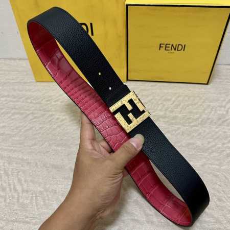 图片包装 Fendl 芬迪 宽40Mm双面原版小牛皮 搭配单钌钯电镀扣 完美的手感.油边 出众的设计.风格 高贵奢华 时尚大方 高清实拍 货真价实 品质保证 双 - 点击图像关闭