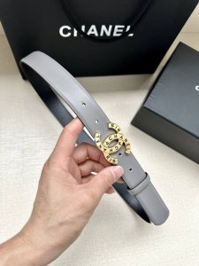 特 宽度3.0Cm Chanel 香奈儿两面原版碰纹牛皮搭配金 银色精品五金配件！