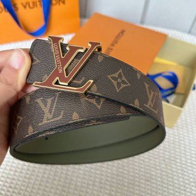 特 寬：40Mm 驢家 寬度40Mm Ss今季專櫃在售新品男款 進口訂製帆布面料 襯托意大利進口柔軟純色小牛皮底 精緻的亮面搭扣裝飾有與皮帶身相呼應的小皮飾 印